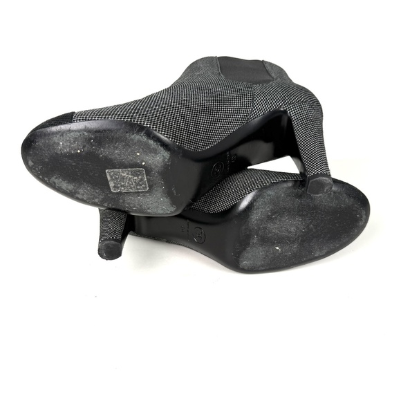 Authentic CHANEL Black Silver Tweed CC Logo Ankle Booties Boots 40 9.5 - Picture 12 of 13